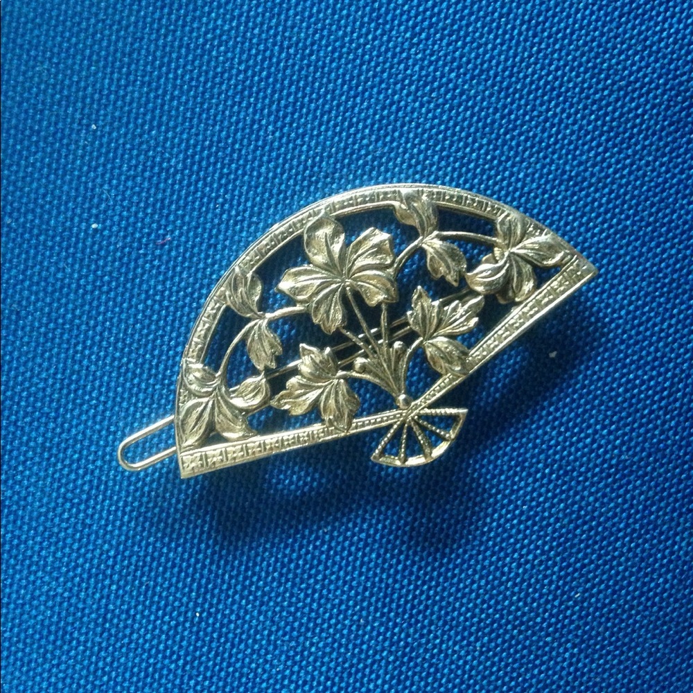 Vintage Flower Fan Hair Clip